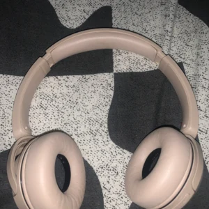 Sony WH-CH520 Noise Cancelling Headphones with Microphone